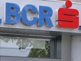 Studiu BCR: Aproape jumătate dintre români nu își pot acoperi cheltuielile mai mult de o lună fără venituri