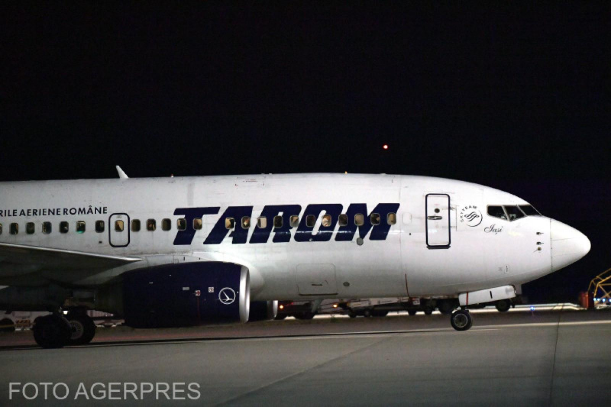 Tarom introduce în flotă primul Boeing 737 MAX, un model cu consum redus de combustibil