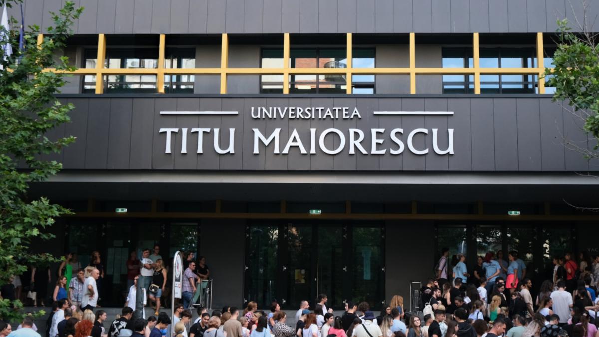 Universitatea Titu Maiorescu din București obține statutul de universitate de 4 stele la auditul QS Stars
