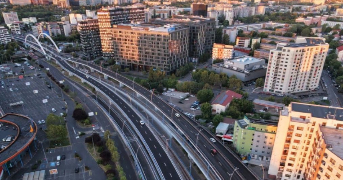 Lucrările de la Pasajul Basarab continuă: suprafețe de beton de trei ori mai mari decât amprenta Parlamentului