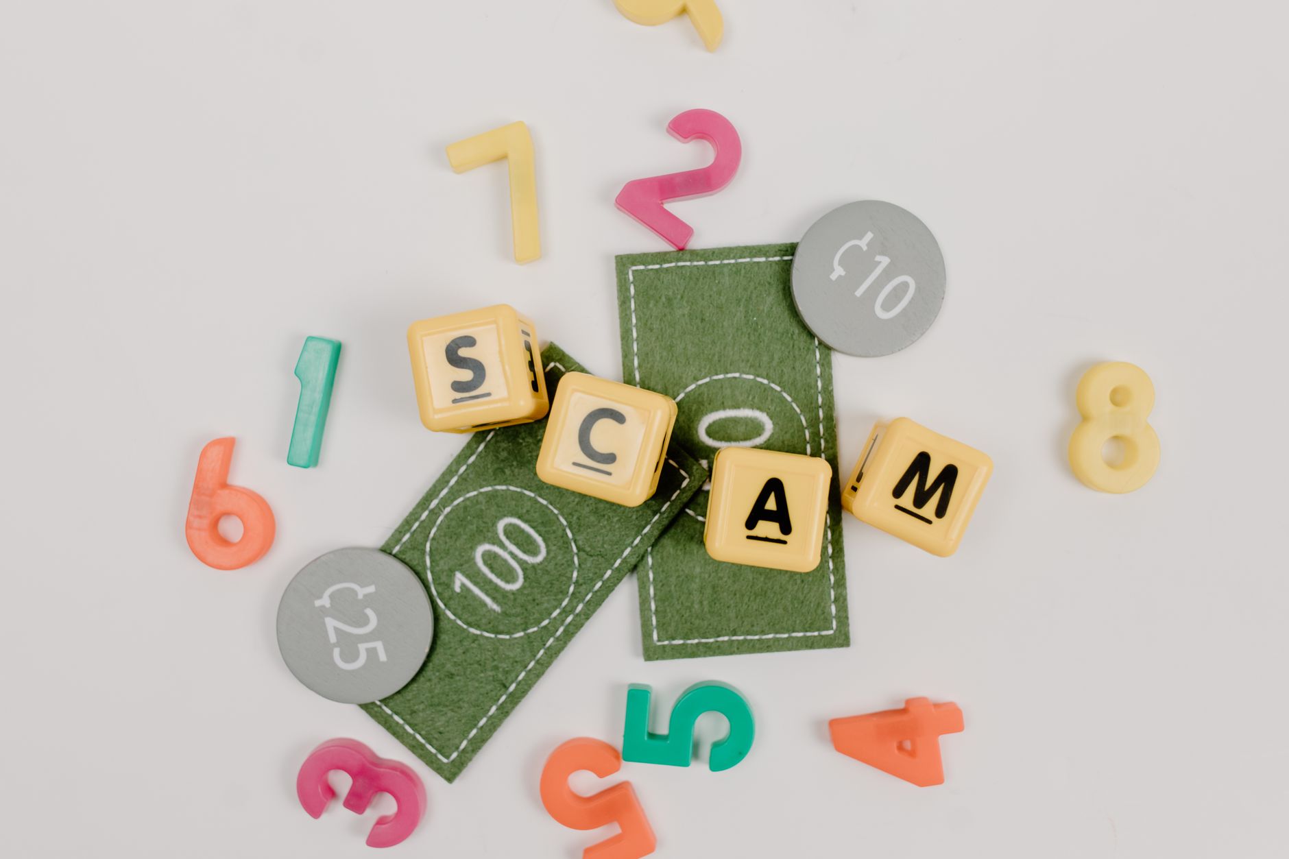 Avertisment de la bănci: Utilizarea agenților AI pentru cumpărături online crește riscul de fraude