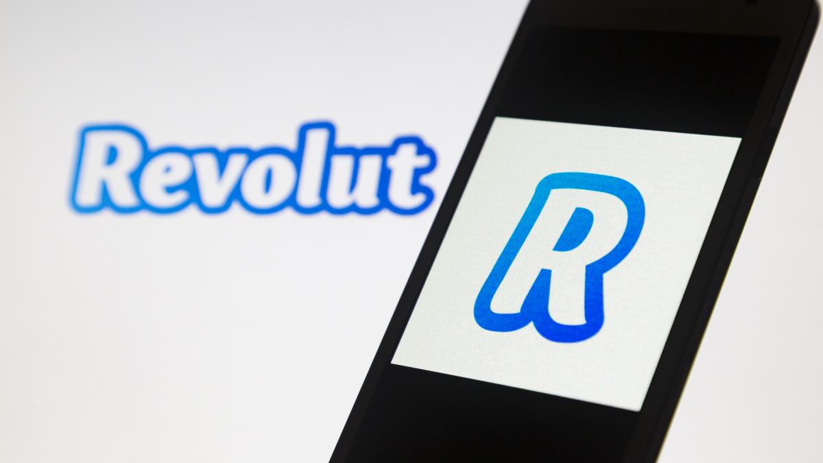 Breșă de securitate la Revolut: Datele unor clienți au fost transmise unor terțe părți neautorizate