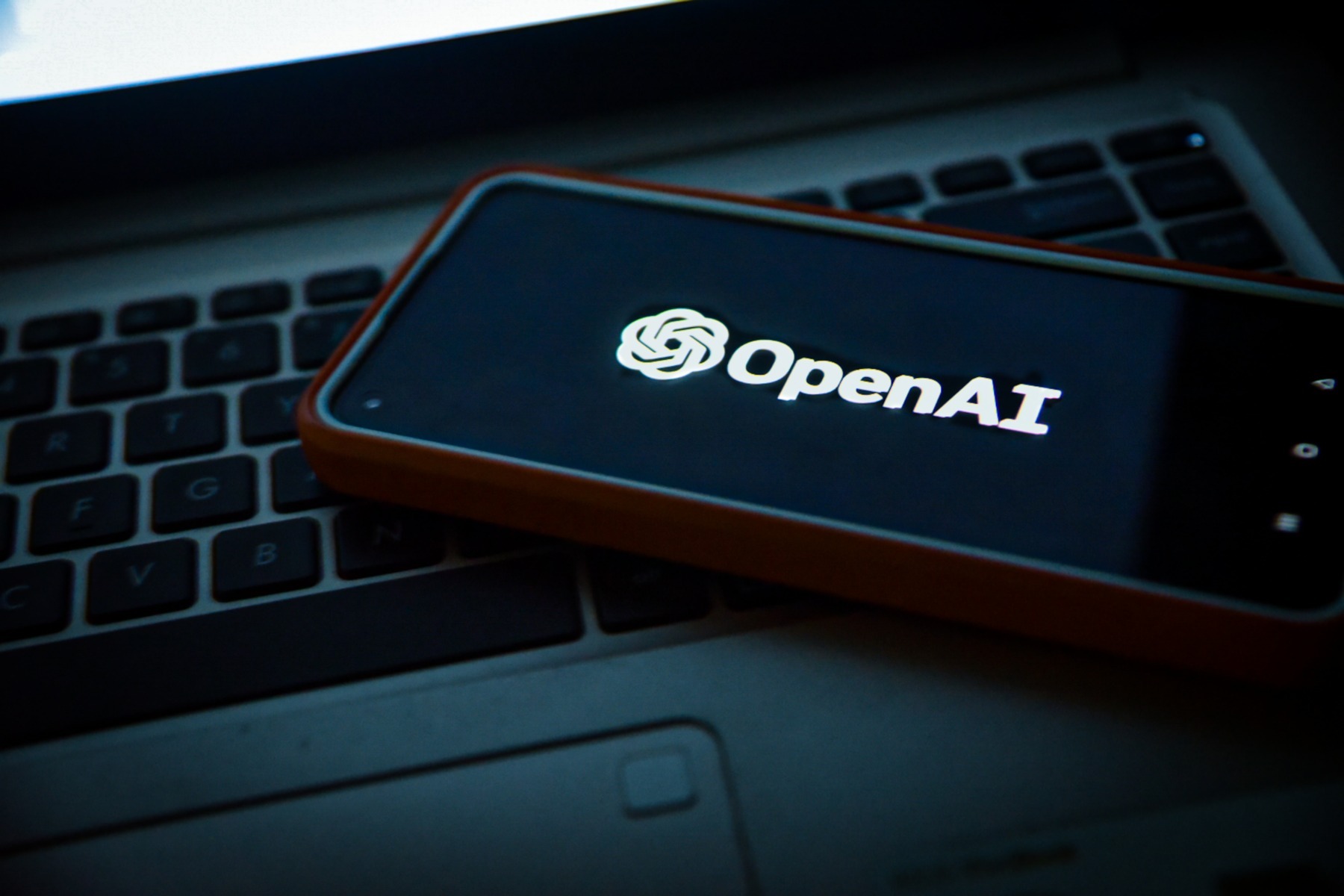 OpenAI va oferi gratuit sistemul său de apărare cibernetică guvernului Ucrainei