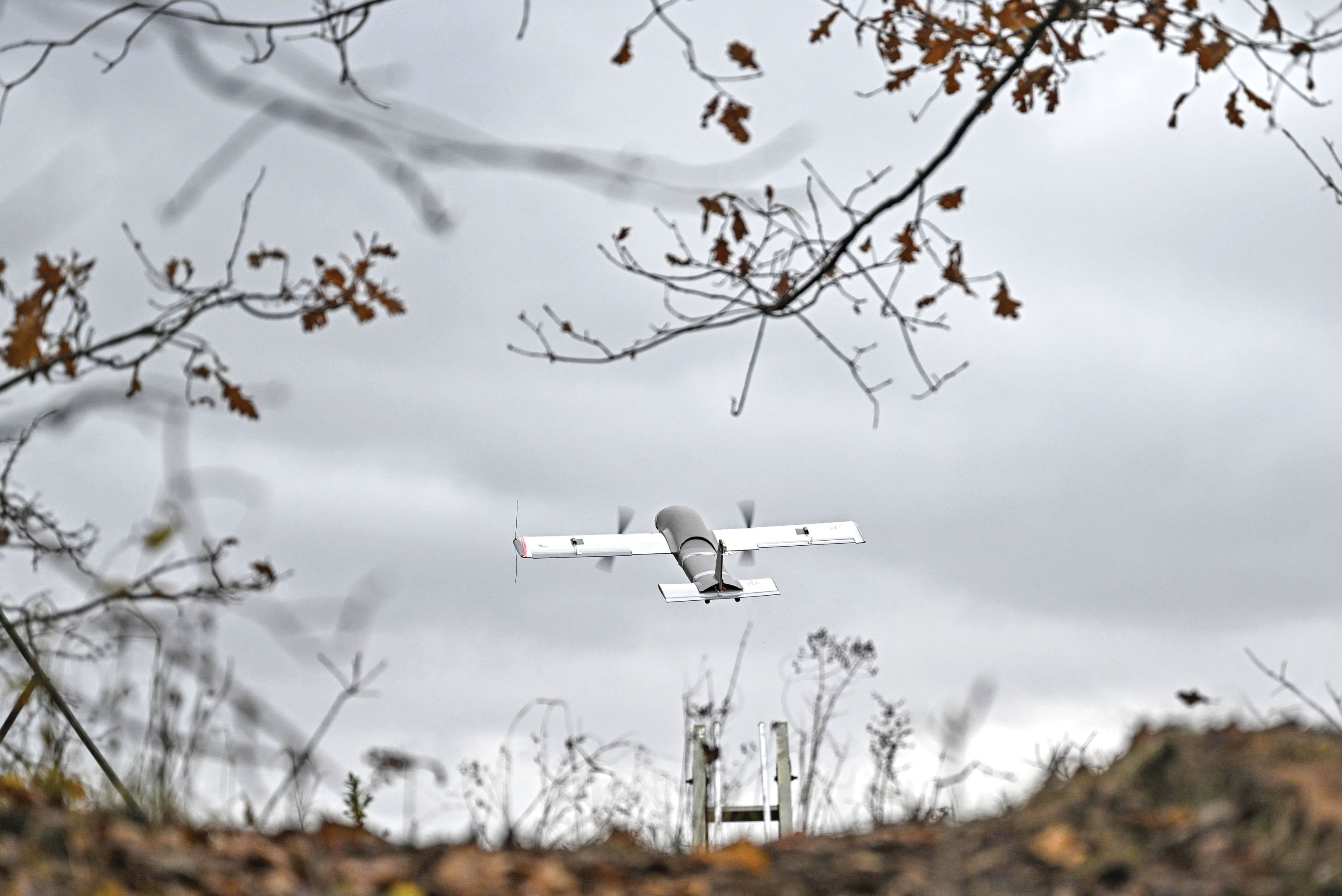 Dronă detectată în Botoșani s-a prăbușit în județul Suceava, lângă localitatea Solca