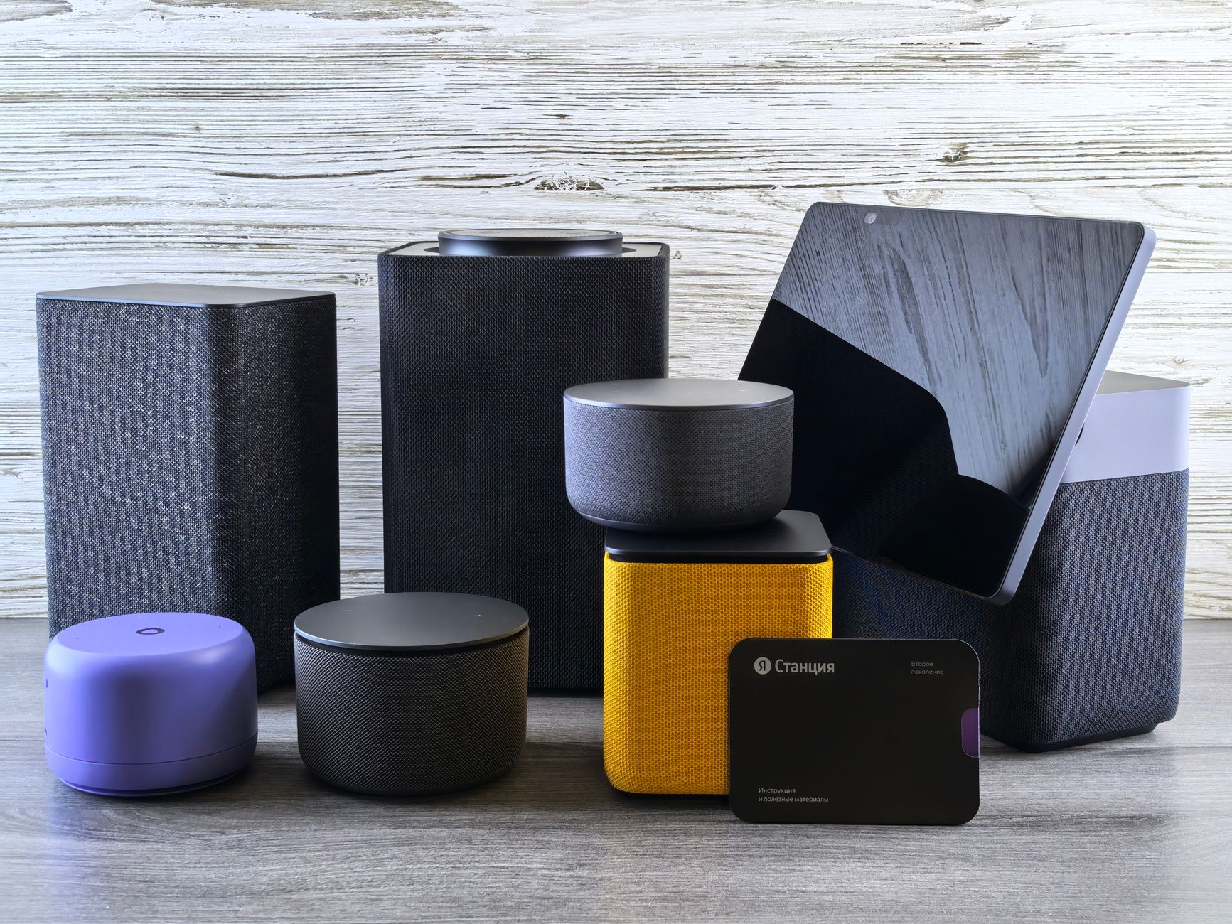 Evoluția tehnologiei smart living: De la controlul la distanță la autonomia reală a locuinței