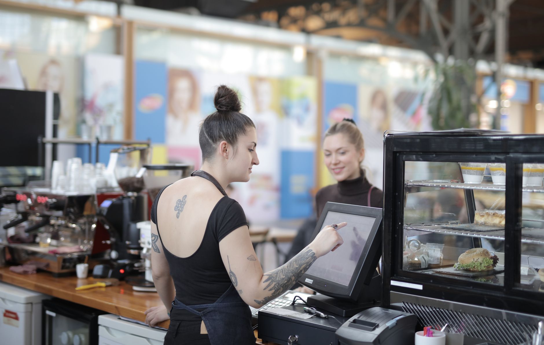 Revolut introduce plata prin recunoaștere facială în Regatul Unit
