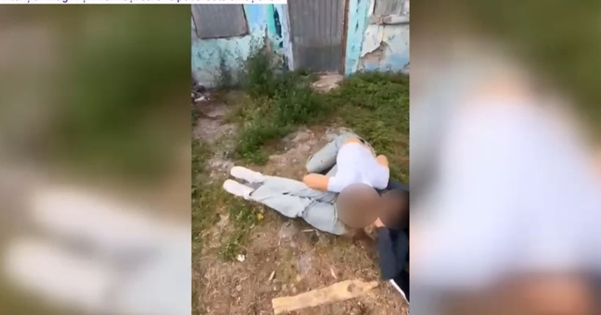 Agresiune violentă în Mangalia declanșată de un trend de pe rețelele sociale: trei tinere sunt cercetate
