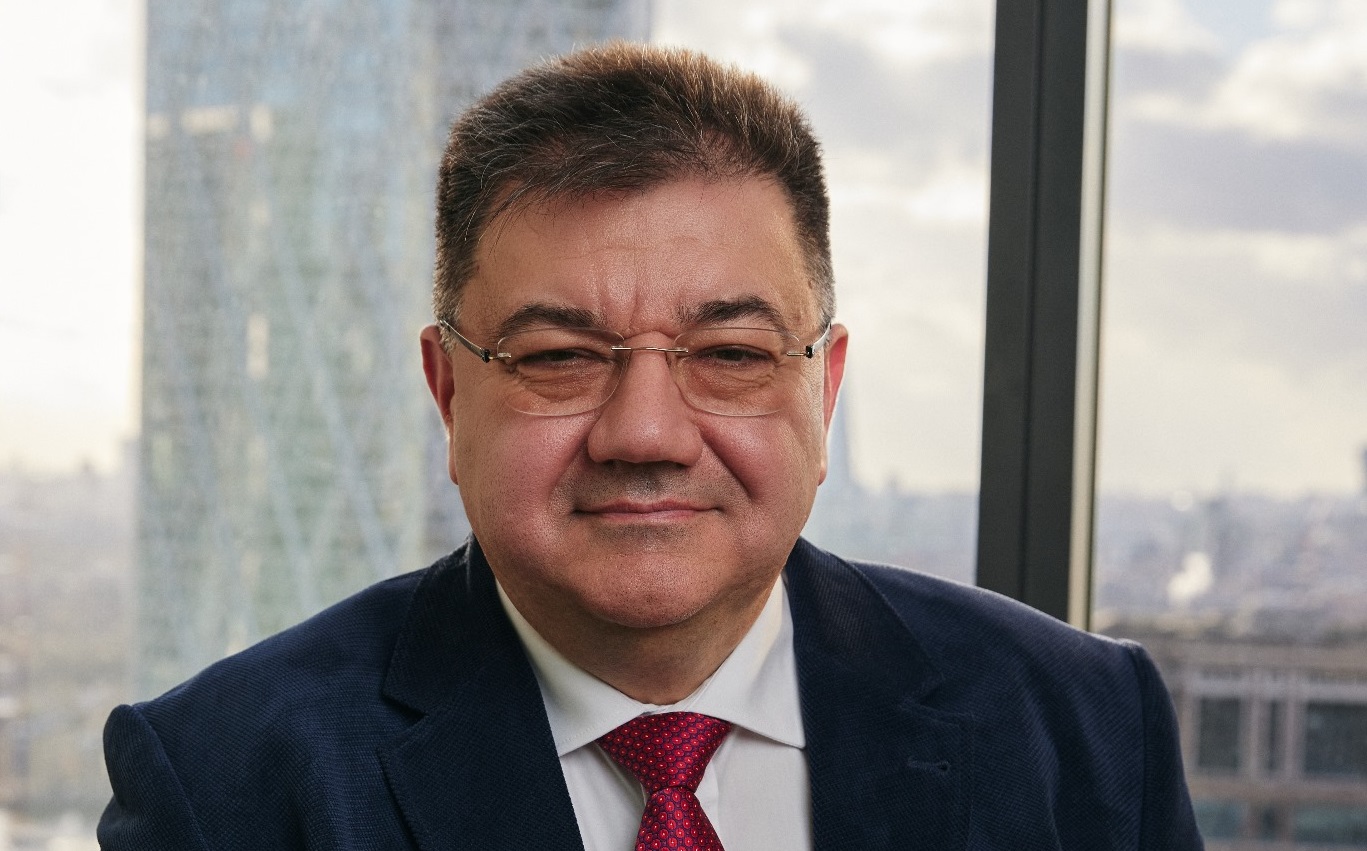 Inteligența artificială trece de la experiment la utilizare corporativă, dar profitabilitatea rămâne scăzută