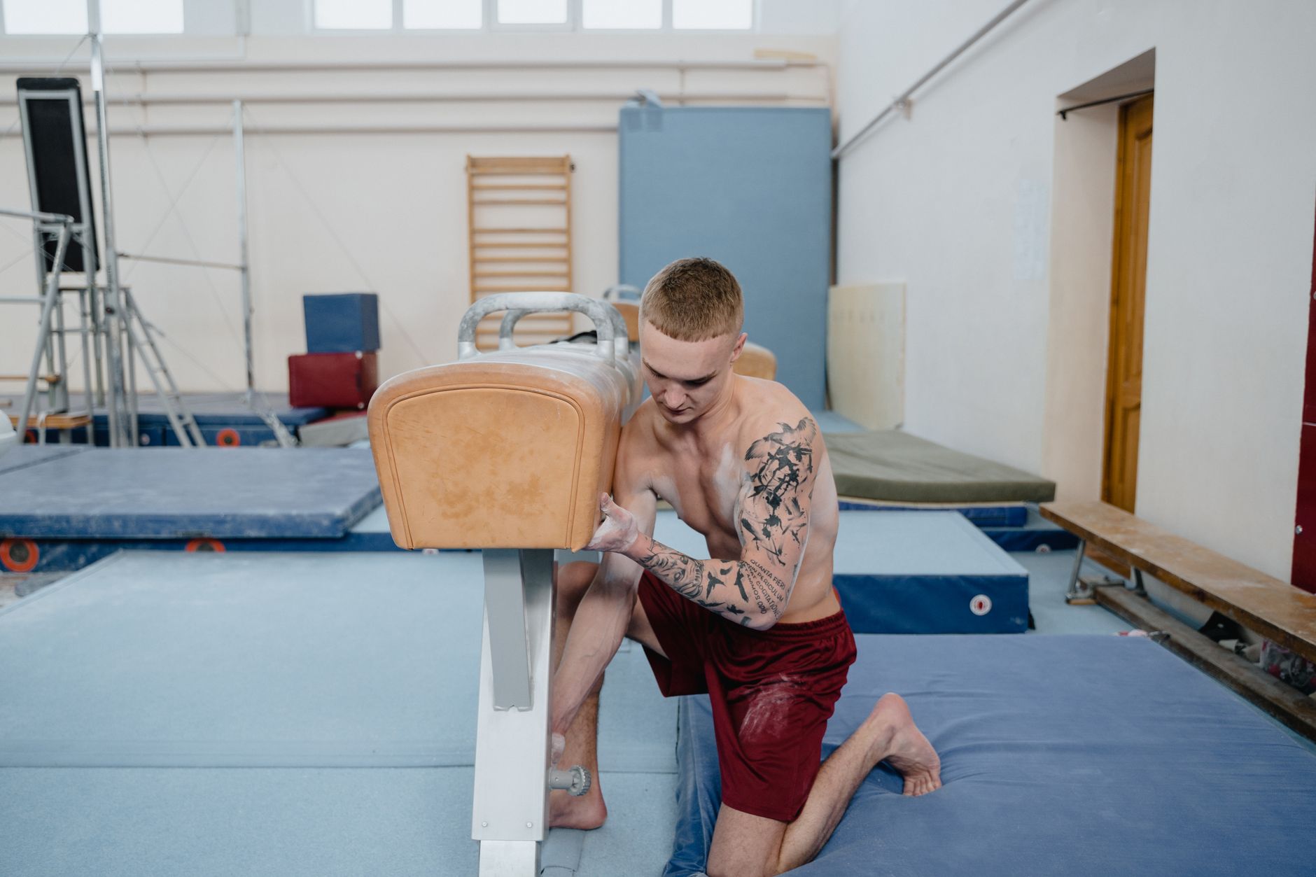 Nadia Comăneci participă la selecțiile pentru cursurile gratuite de gimnastică organizate de Fundația Țiriac