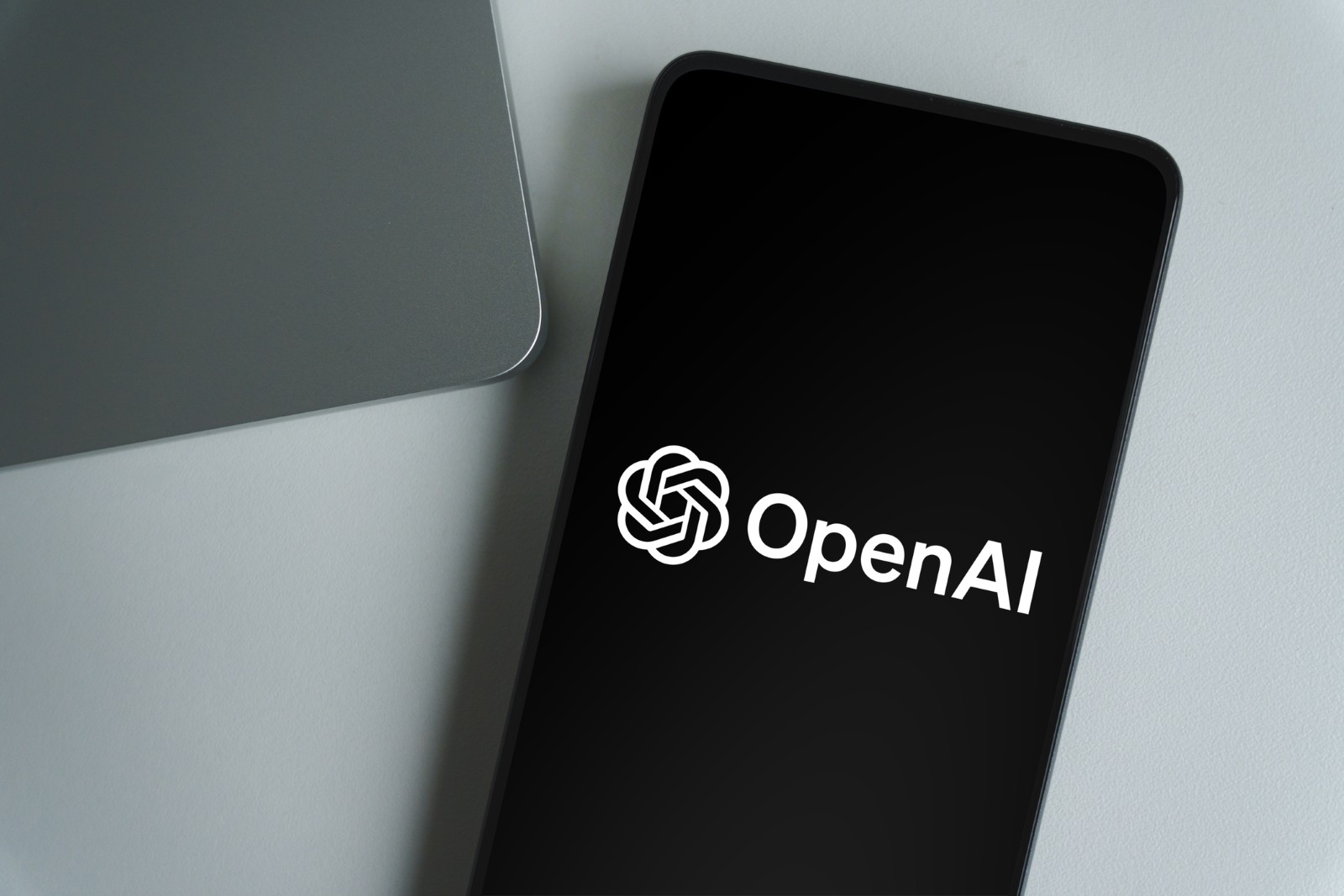 OpenAI amână listarea la bursă din cauza preocupărilor privind siguranța sistemelor AI