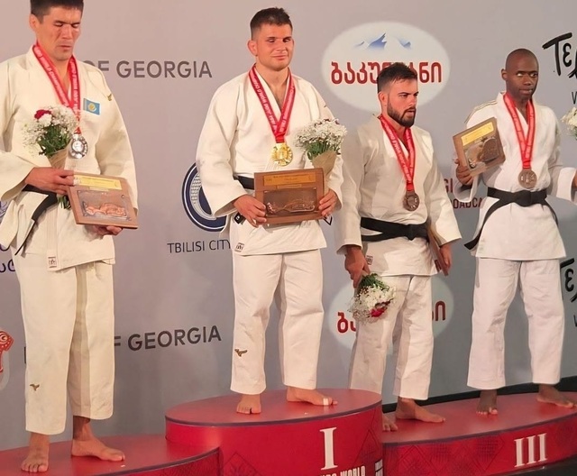 Alex Bologa câștigă pentru a treia oară titlul de campion mondial la Para Judo