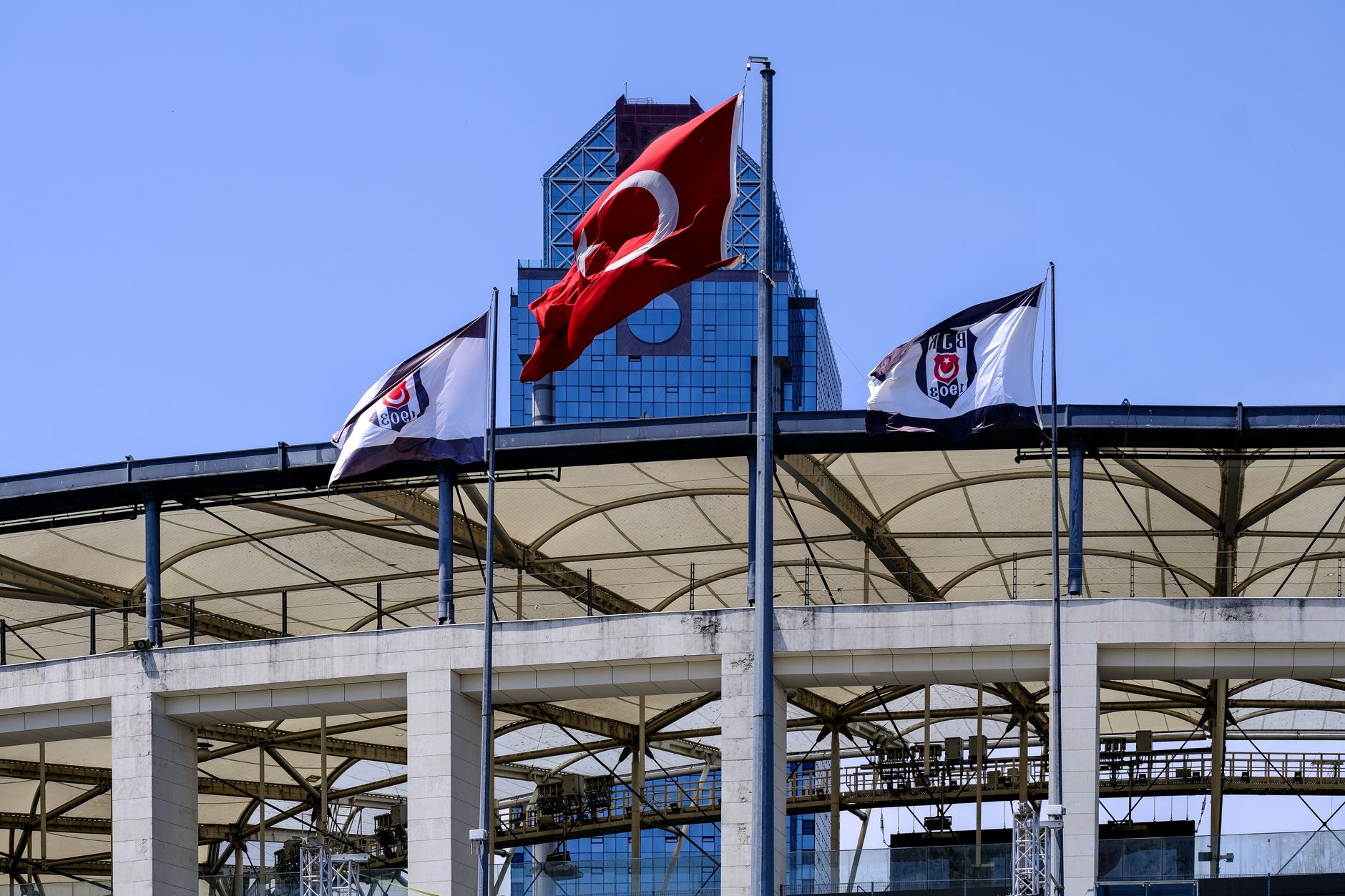 Darlington Arena ar putea deveni bază de pregătire pentru echipele participante la Euro 2028