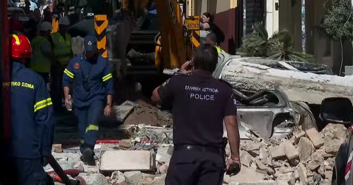 Tragedie în Atena: Cadavrul unei turiste americane a fost găsit sub dărâmăturile unui imobil prăbușit