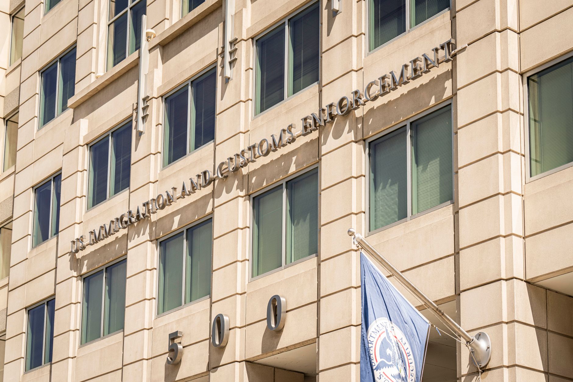 ANPC introduce reguli stricte pentru comercianți: combaterea etichetelor ecologice false și a reclamelor înșelătoare