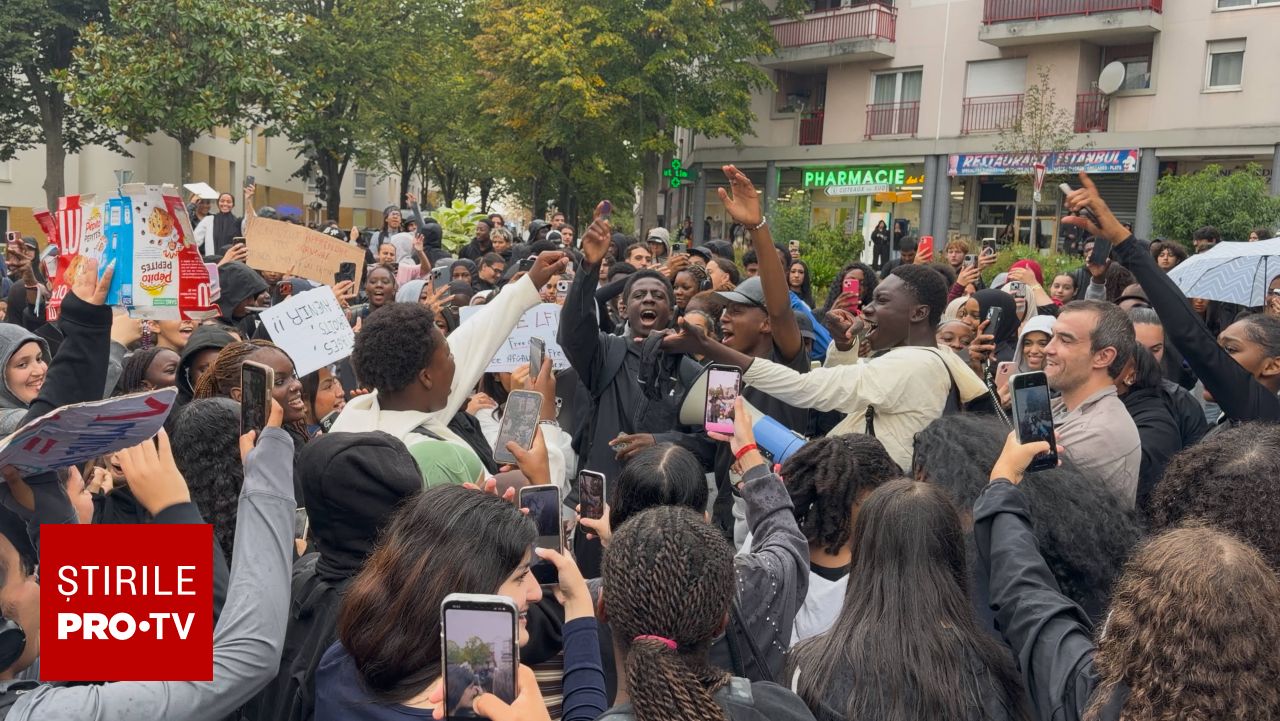 Proteste violente în Franța: 164 de elevi arestați și 180 de școli afectate de blocaje