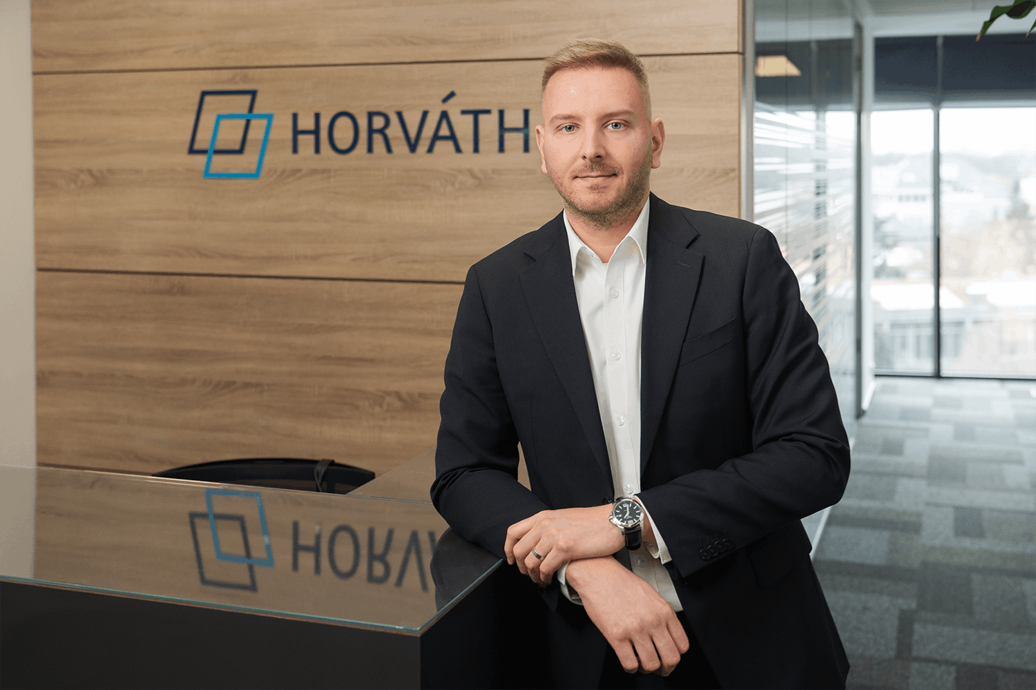 Impactul inteligenței artificiale în organizații: de ce proiectele pilot nu produc transformare reală