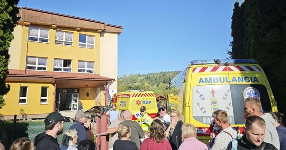Atac violent într-o școală din Slovacia: o profesoară a fost ucisă, un elev este suspectul principal