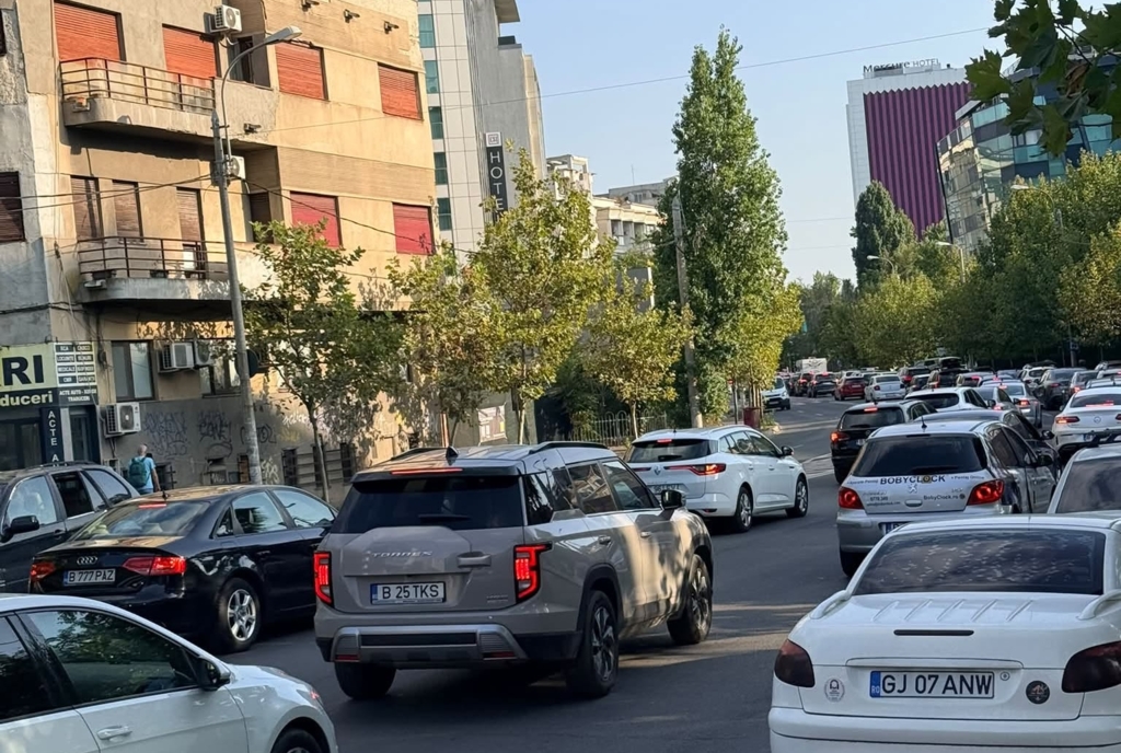 Șoferii vor fi opriți pe autostrăzi și drumuri naționale pentru anchete de circulație, anunță CNAIR