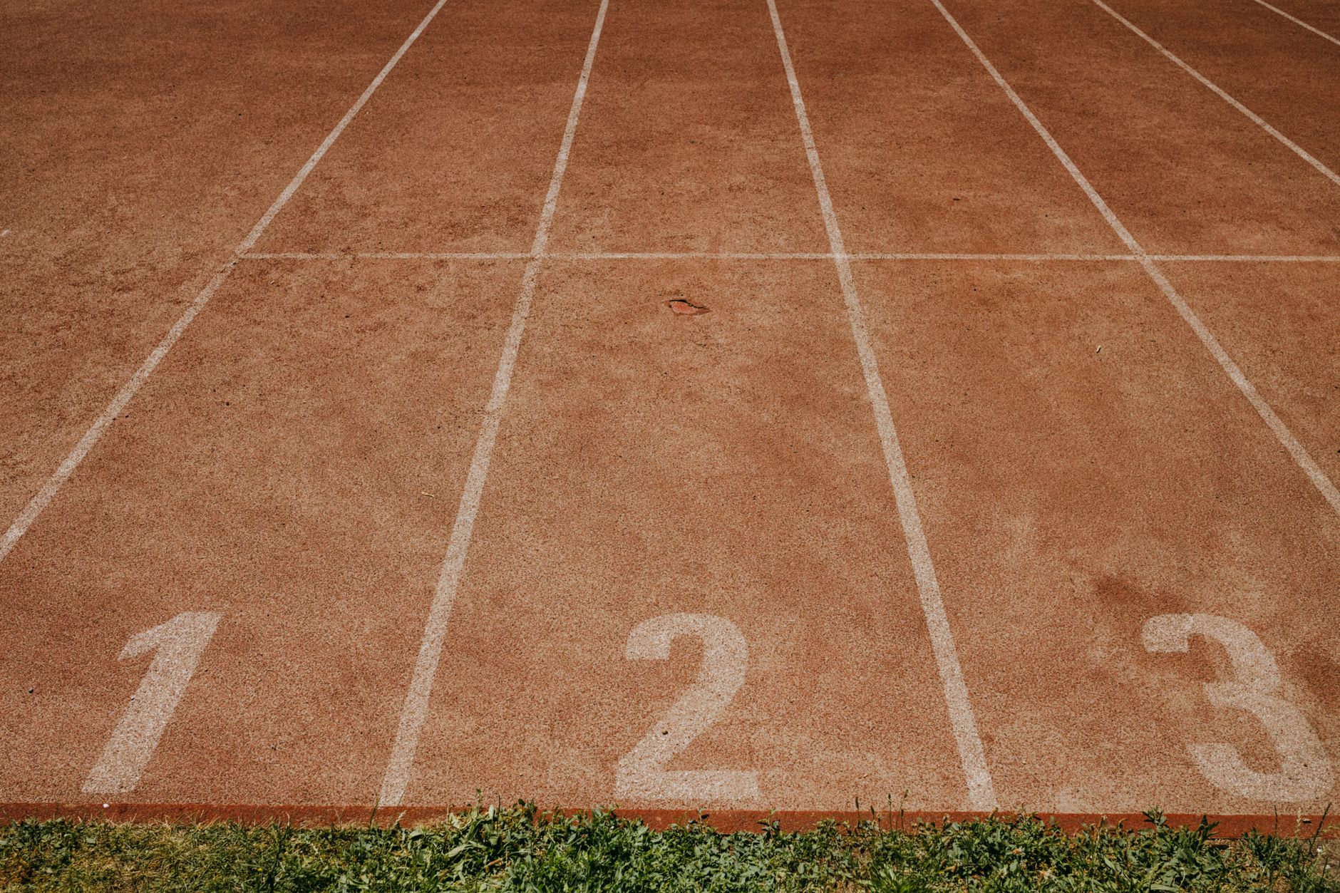 Noul stadion din Târgoviște poate deveni centru pentru competiții internaționale de atletism din 2027