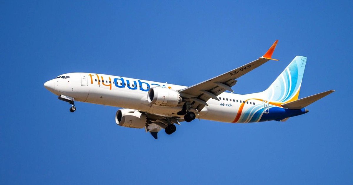 Atac violent la bordul unui avion Flydubai: pilot înjunghiat și tentativă de deturnare
