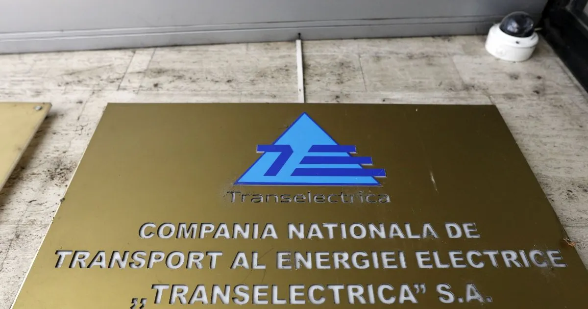 Avertisment de la Transelectrica: Atenție la SMS-urile false care amenință cu deconectarea de la curent