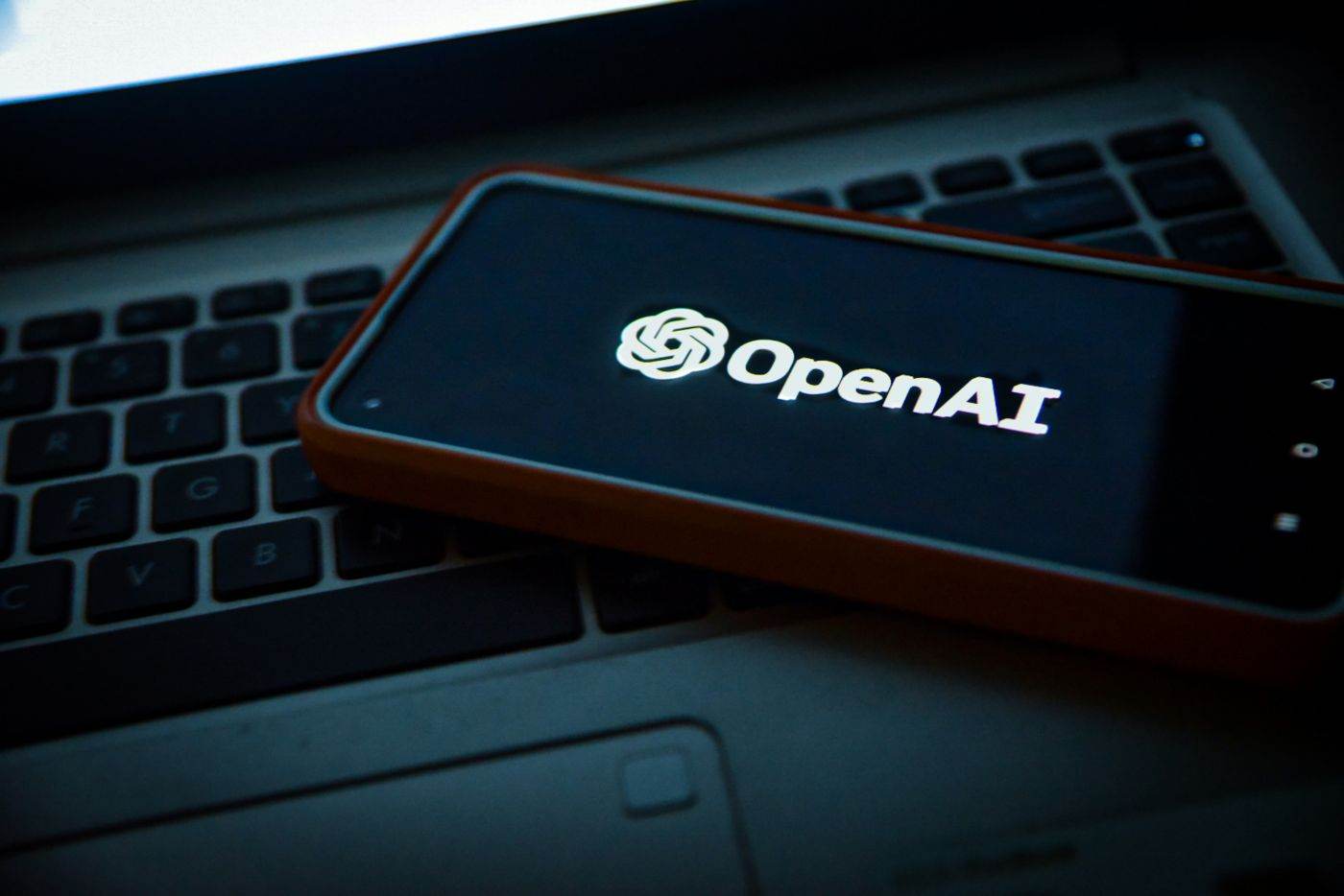 OpenAI este investigată de autoritățile din California pentru vulnerabilități de securitate cibernetică