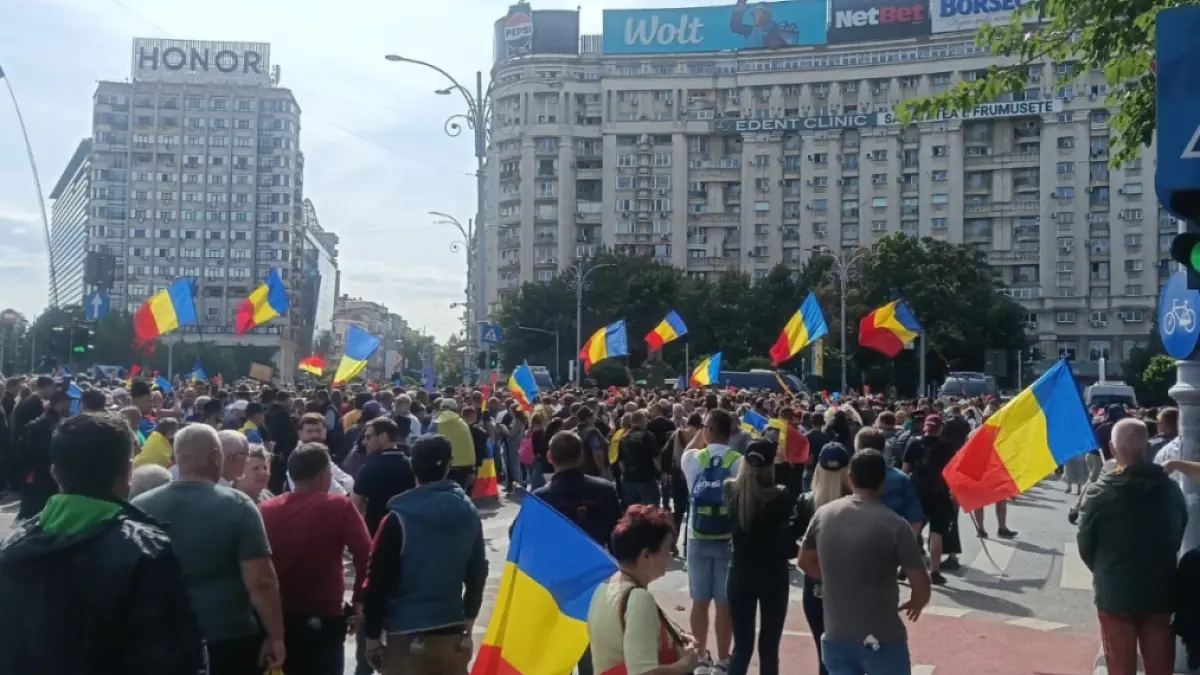 Protest violent în Piața Victoriei: Crescătorii de ovine au blocat traficul în București
