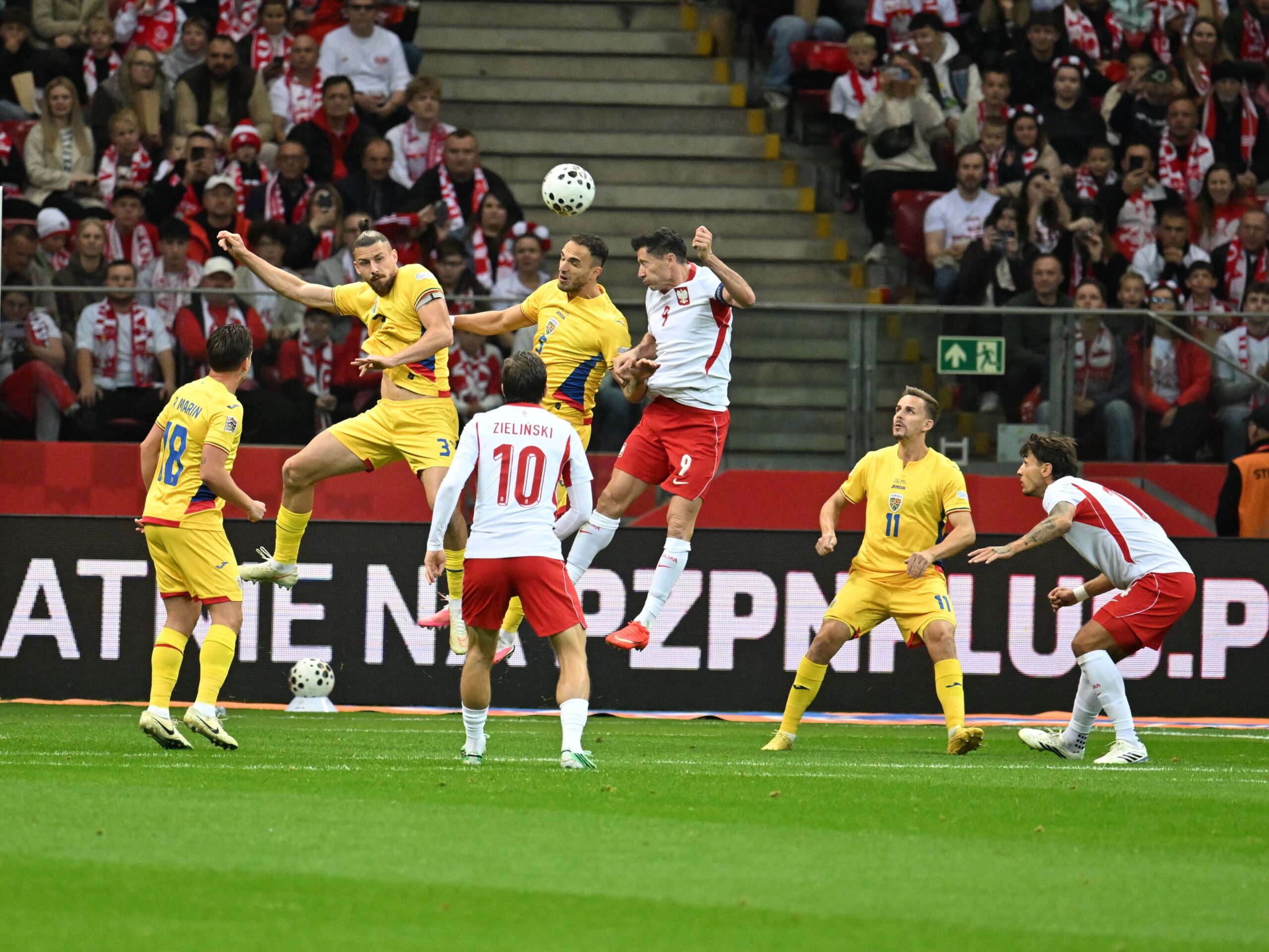 Polonia – România 1-0: Drăgușin a fost eliminat, iar Lewandowski a marcat din penalty