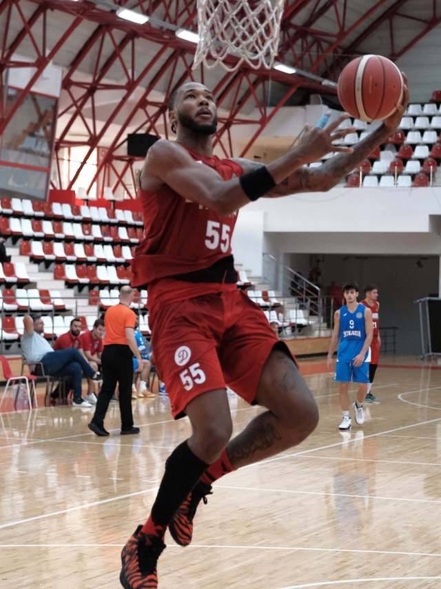Dinamo București a debutat cu o victorie clară împotriva Rapid în sezonul 2026-2027 al Ligii Naționale