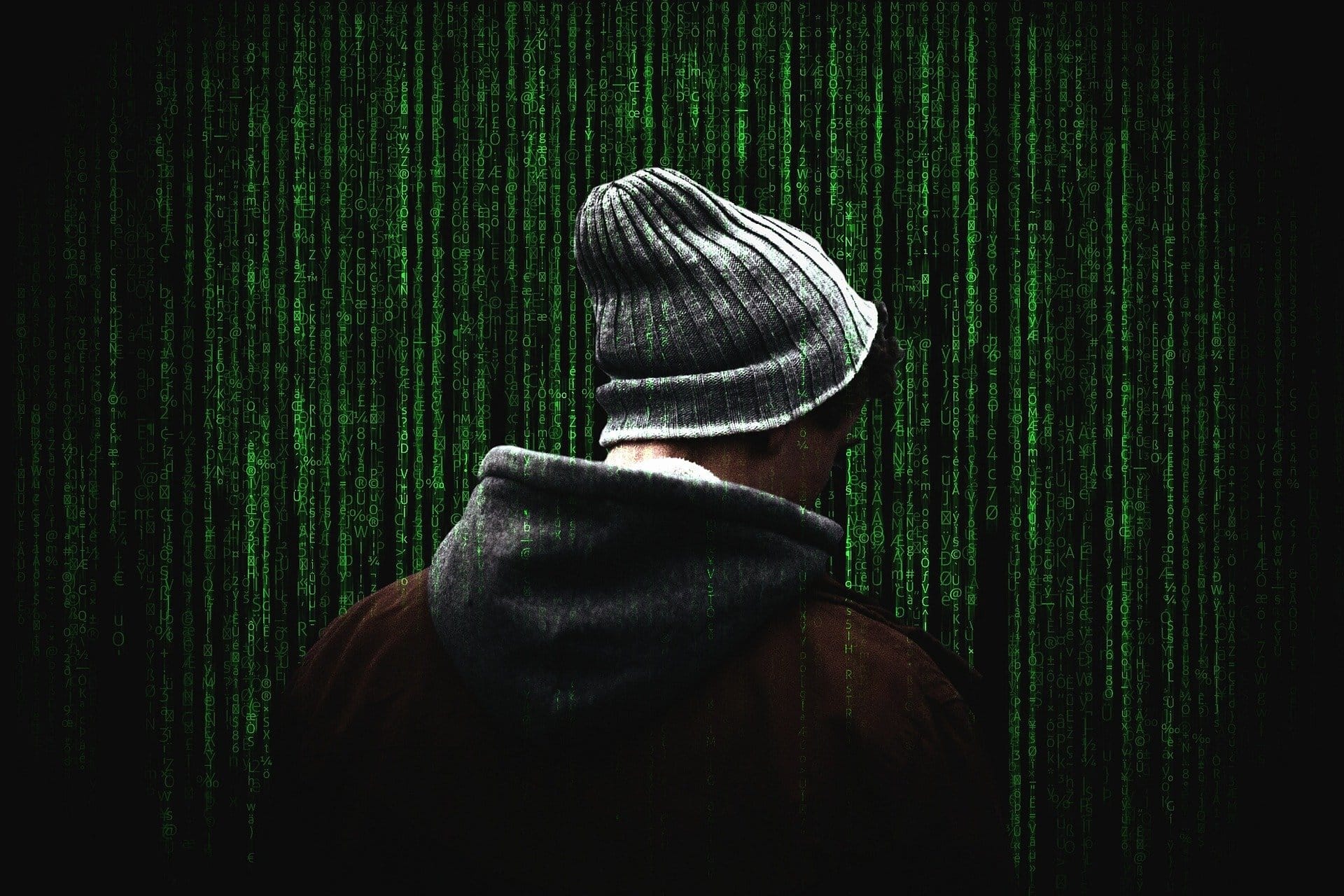 Un membru al grupării ShinyHunters, implicat în compromiterea sistemelor FBI, a fost arestat în Iordania
