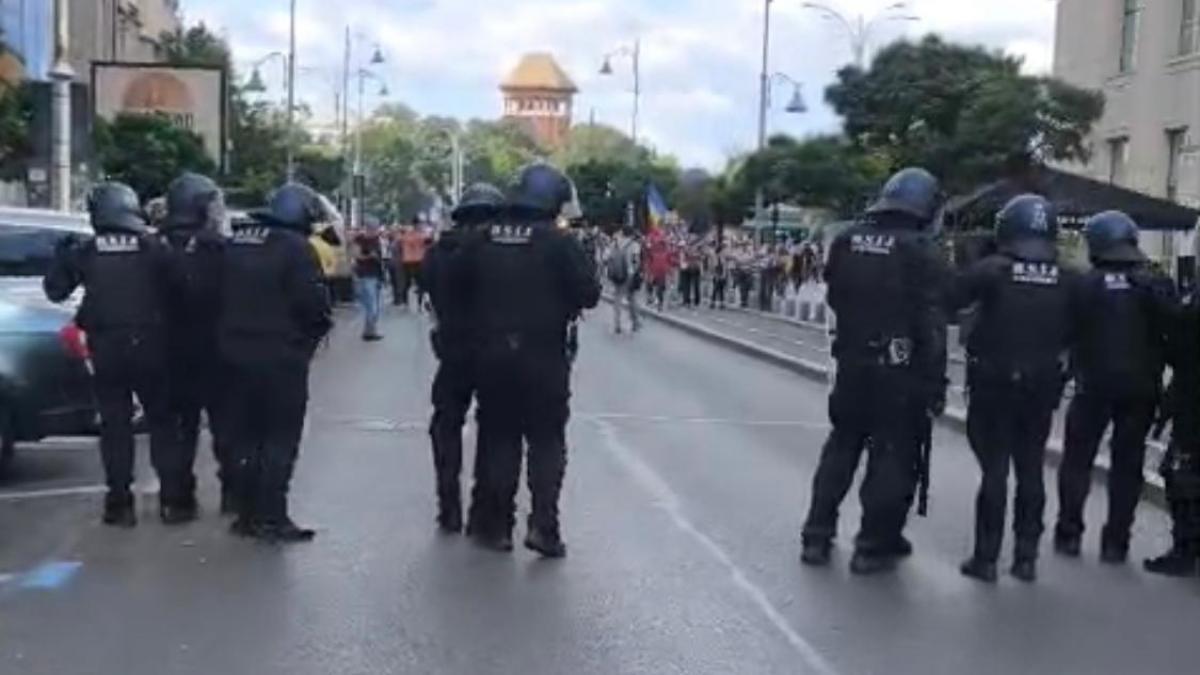 Violențe în Piața Victoriei: Protestul fermierilor a degenerat în confruntări cu jandarmii și blocaje totale