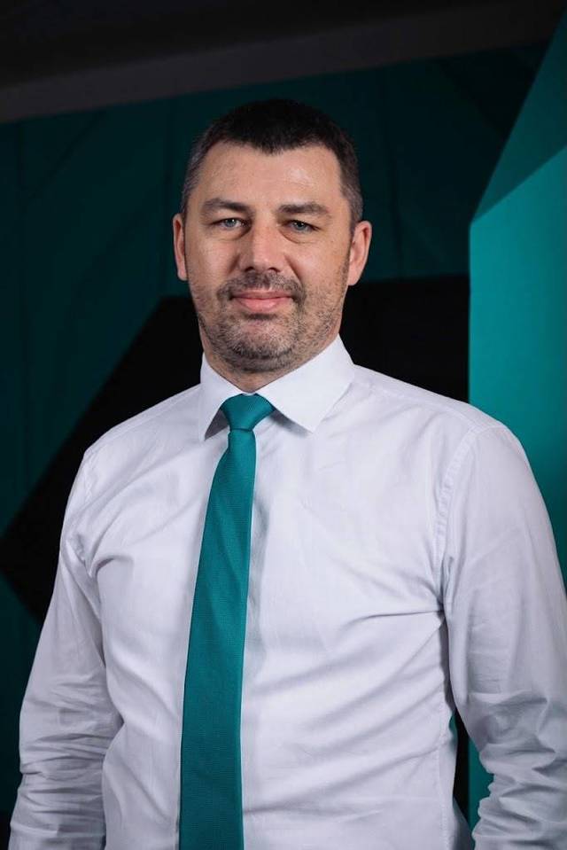 Riscul atacurilor cibernetice asupra companiilor medii: Dependența de sisteme critice și soluții de reziliență