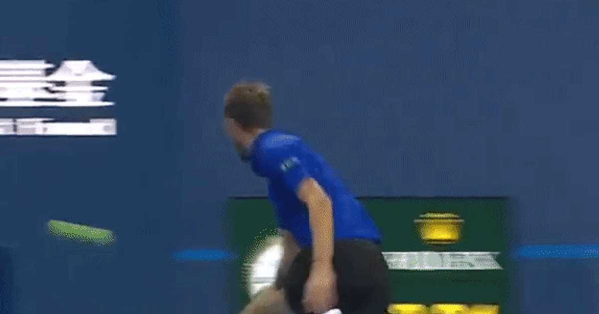 Daniil Medvedev descalificat la turneul ATP 500 de la Beijing după un incident cu un spectator