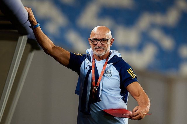 Luis de la Fuente va rămâne la conducerea echipei naționale a Spaniei până în 2030