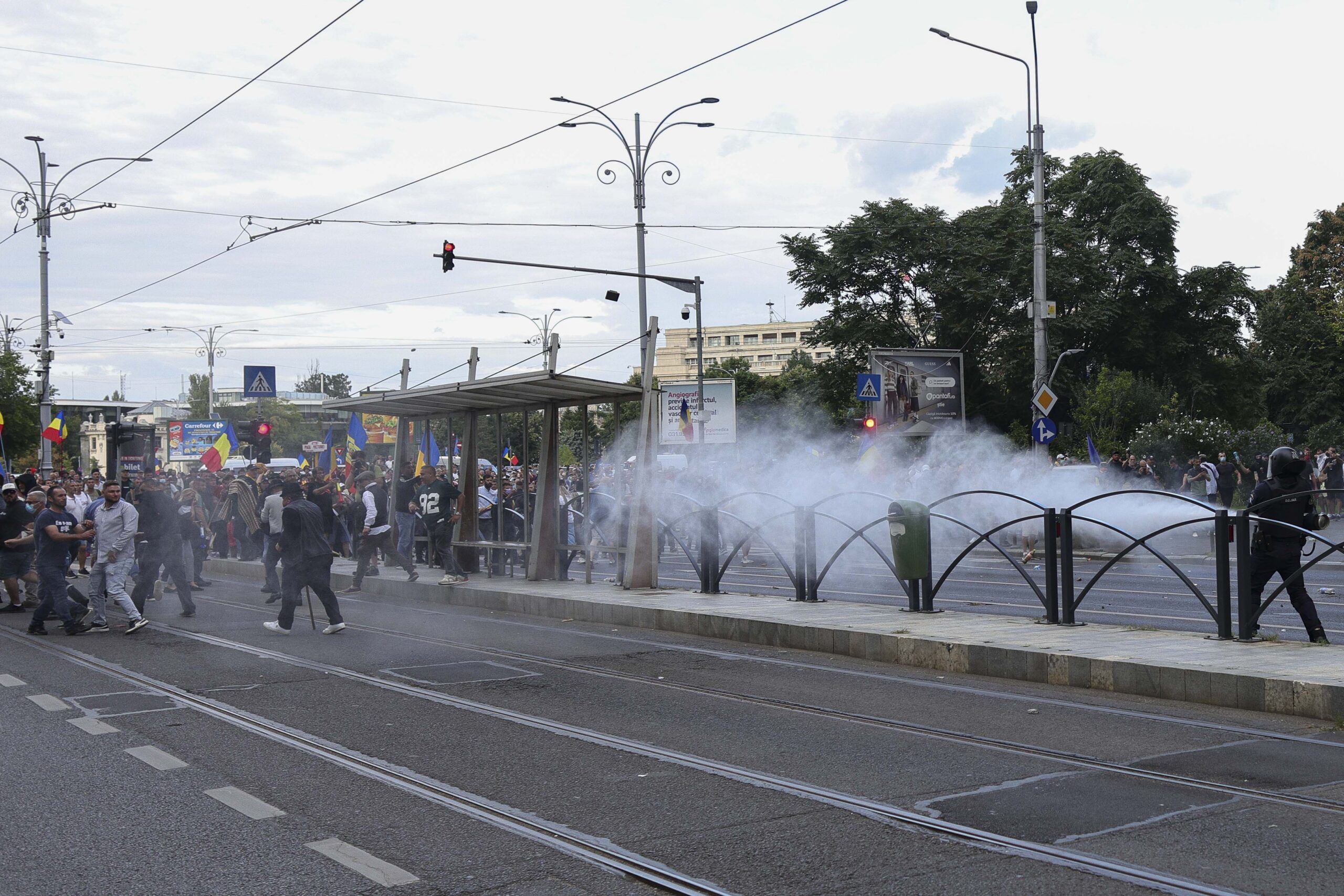 Jurnaliști agresați în timpul protestului din Piața Victoriei. Poliția s-a sesizat din oficiu