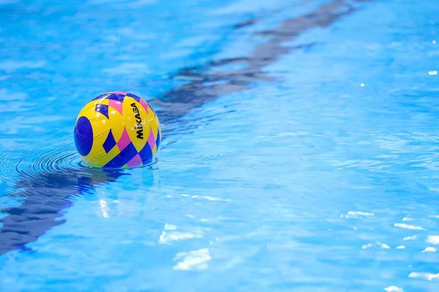 Steaua București a suferit o înfrângere dură în debutul din grupa D a Ligii Campionilor la polo