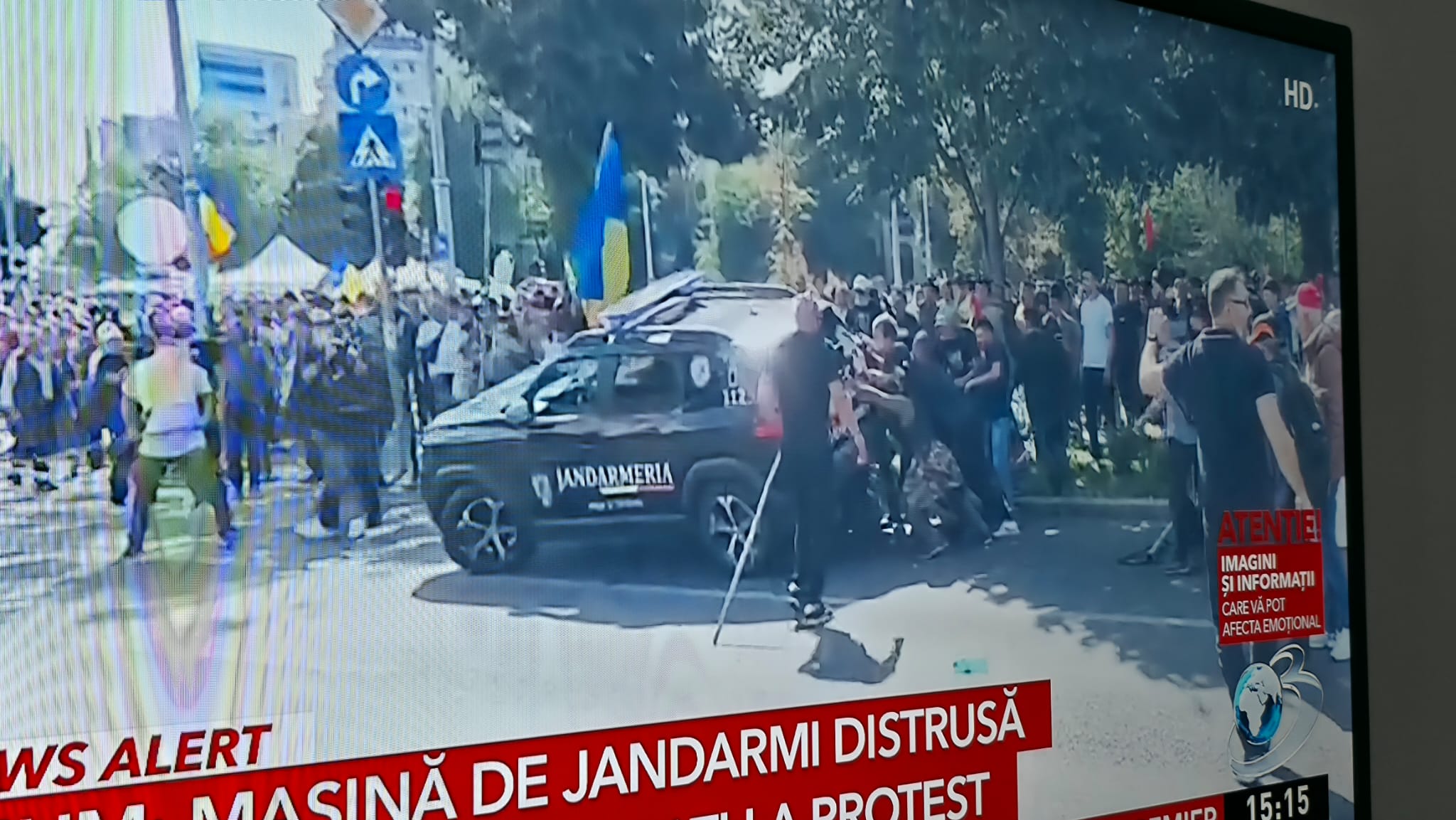 Violențe în Piața Victoriei: 47 de persoane au fost duse la poliție și un bărbat a fost reținut