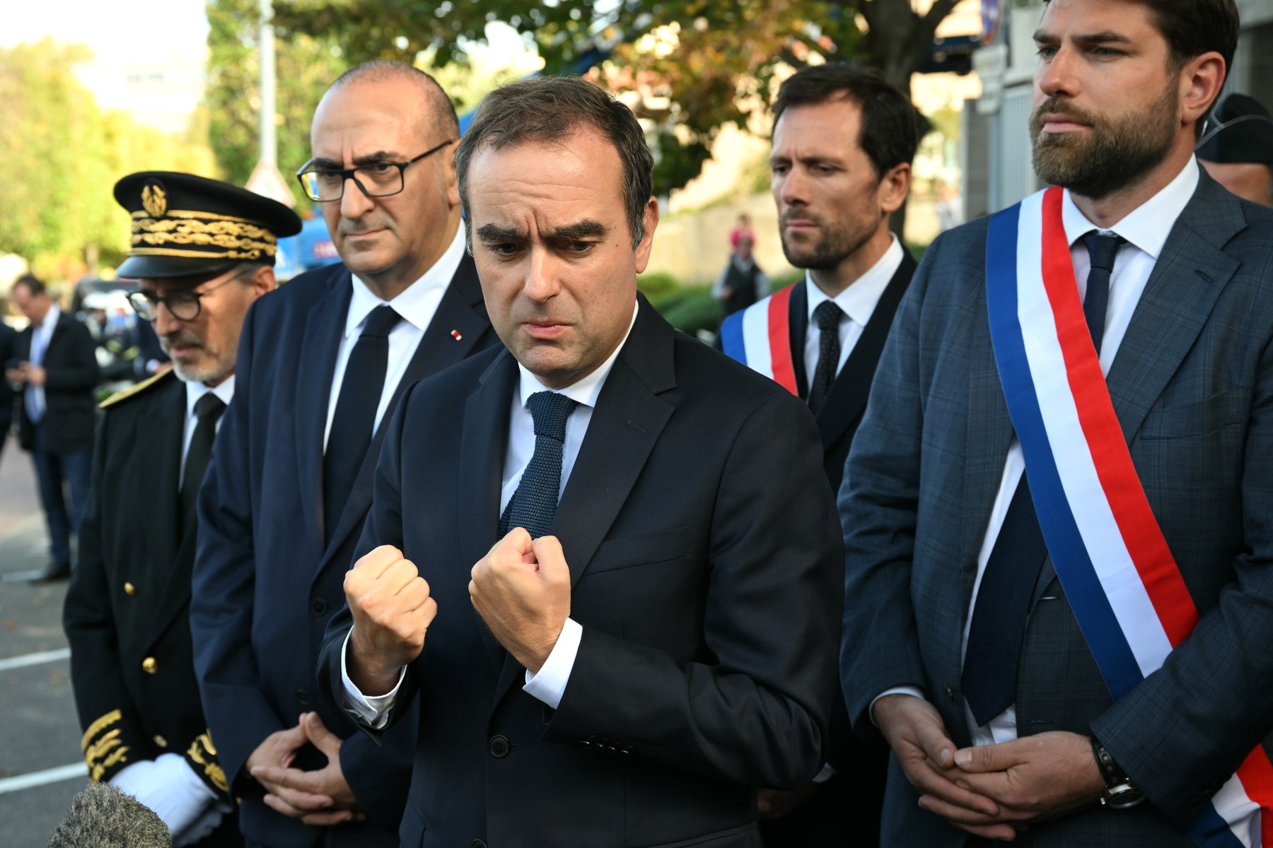 Premierul francez Sébastien Lecornu anunță măsuri pentru combaterea protestelor și scăderea prețului la combustibil