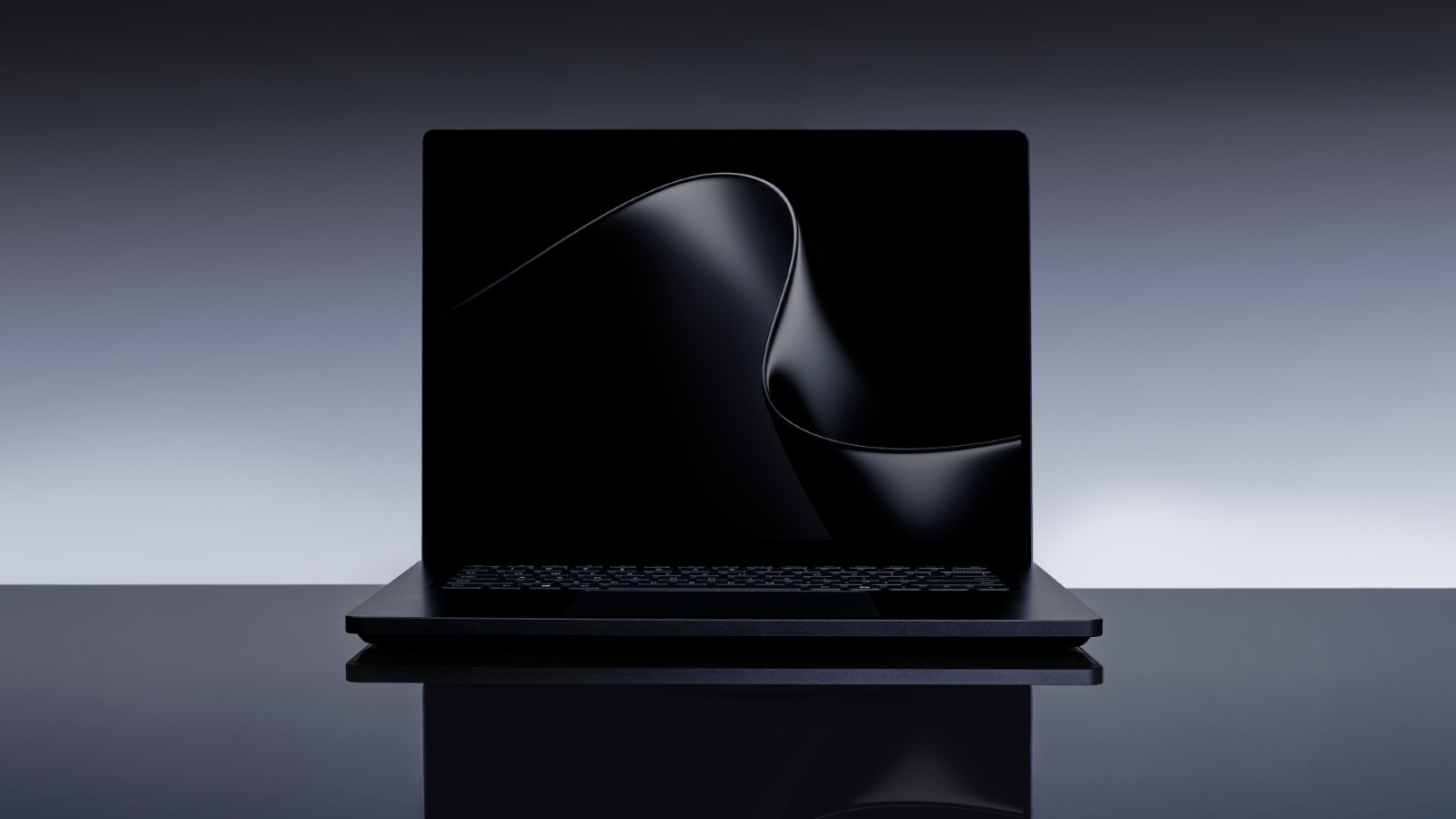 Microsoft lansează Surface Laptop Ultra și tehnologii AI pentru rularea locală pe PC-uri