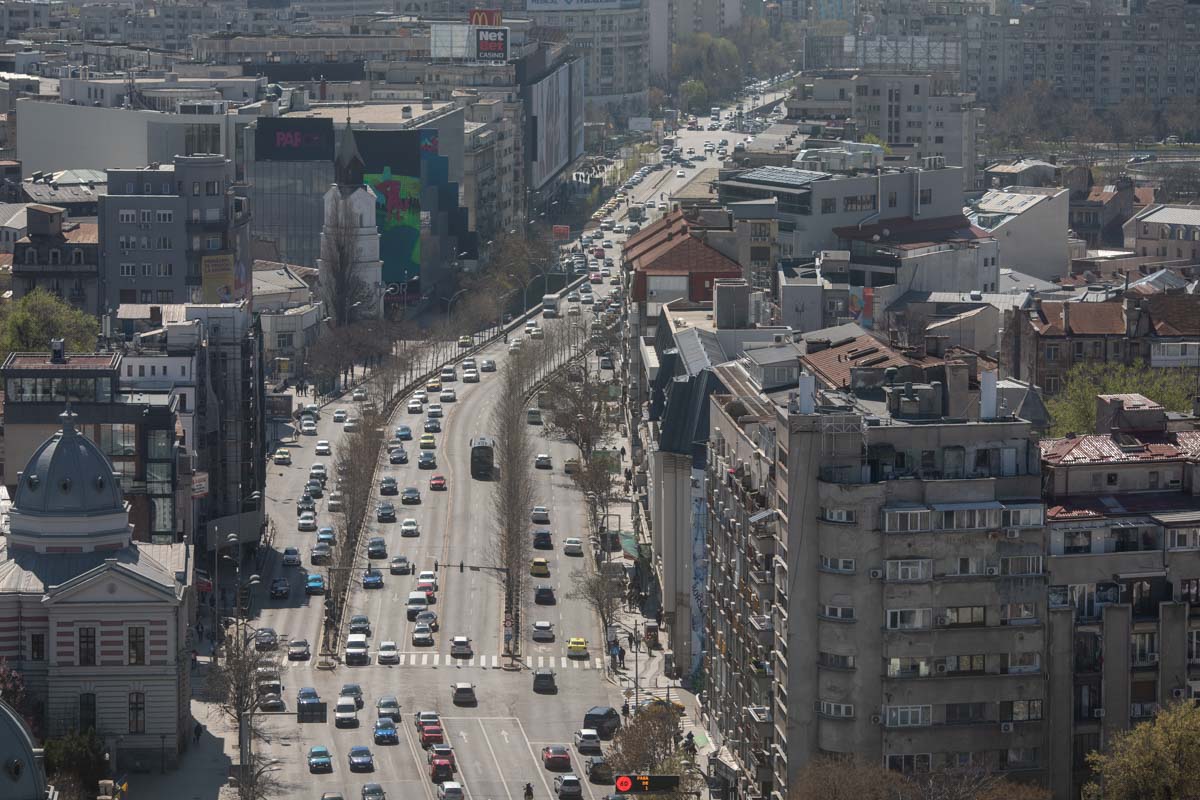 Reguli noi pentru camioane și TIR-uri în București: amenzile pentru transportatorii fără autorizație cresc la 10.000 de lei