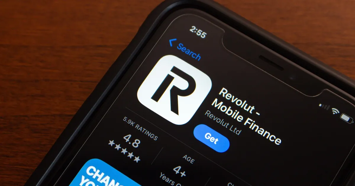Eroare tehnică la Revolut: Clienții au primit returnări de bani neașteptate prin anularea tranzacțiilor