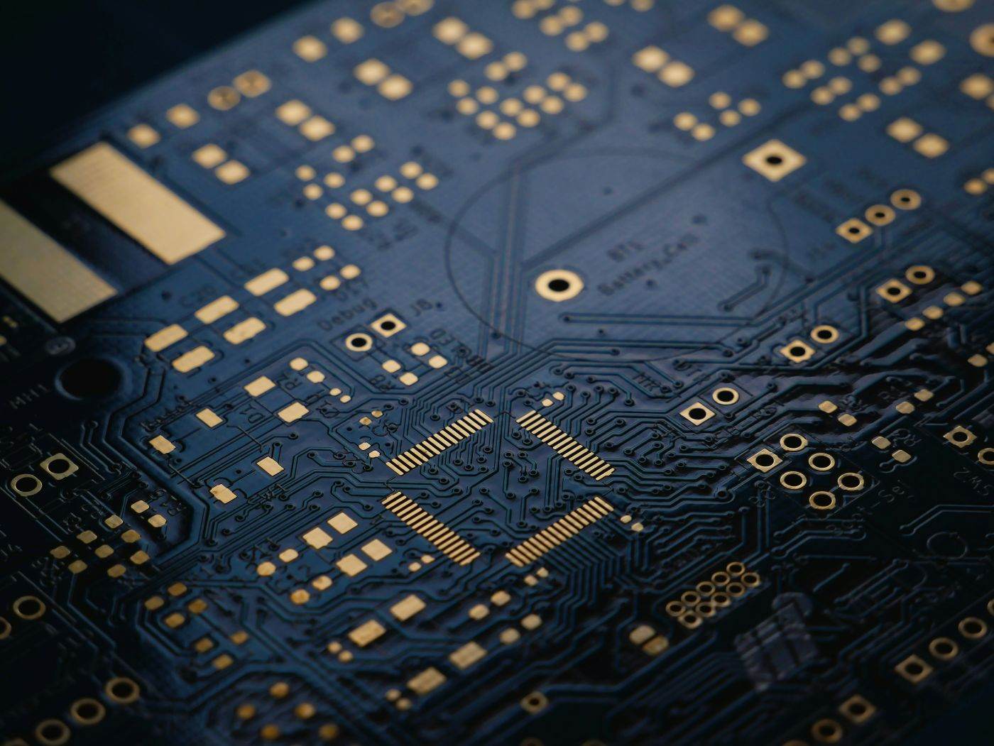 SpaceX negociază strângerea a 40 de miliarde de dolari pentru achiziționarea de cipuri Nvidia