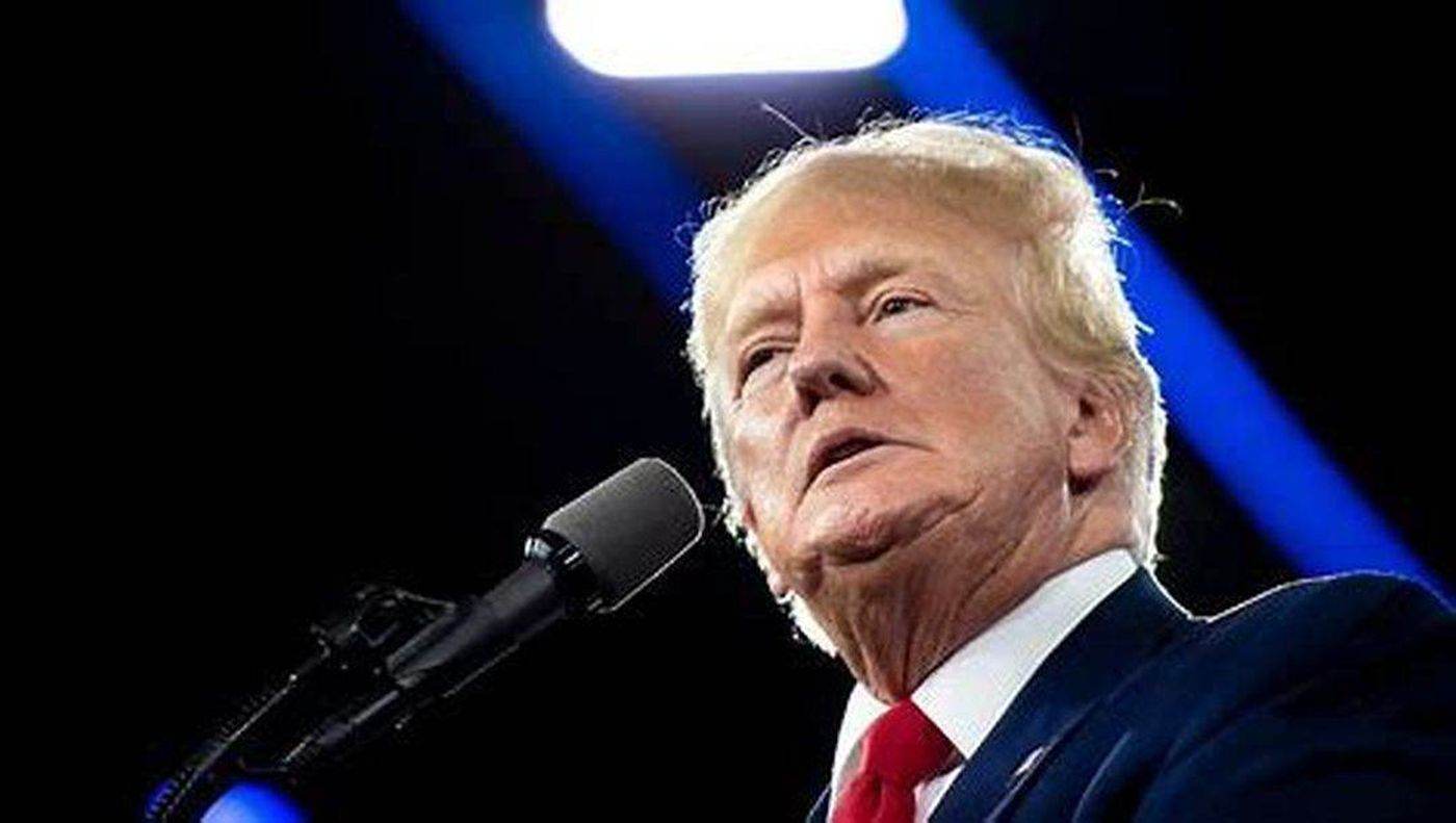 Donald Trump l-a decorat pe Elon Musk cu Medalia Națională a Științei, numindu-l „o comoară națională”