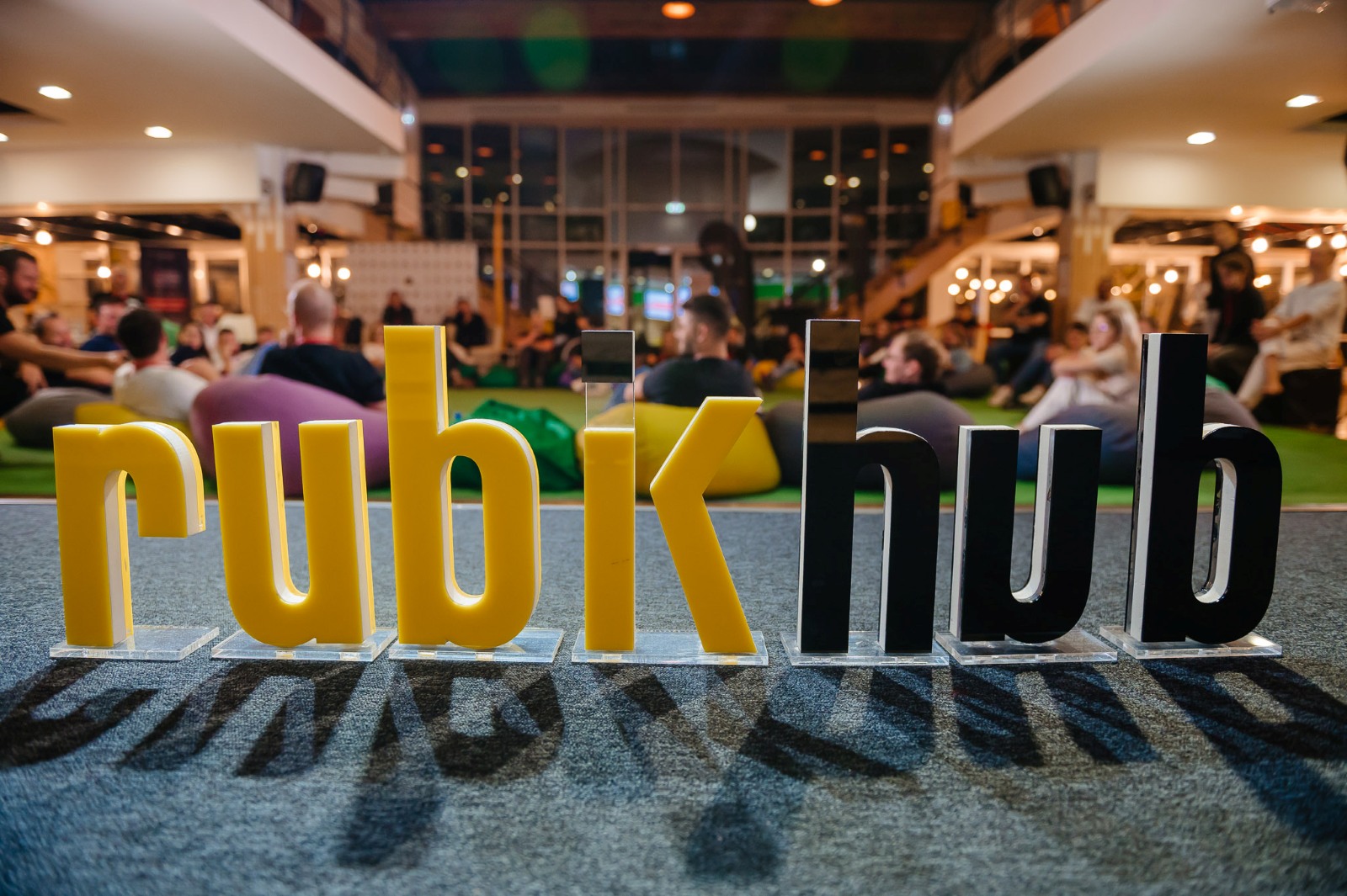 Rubik Hub deschide înscrierile pentru Acceleratorul MVP destinată startup-urilor din România și Italia
