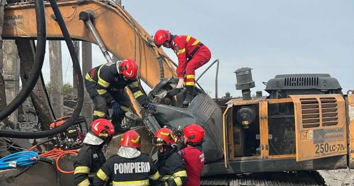 Tragedie în Băilești: un bărbat a pierdut viața după ce o grindă de beton a căzut peste un excavator