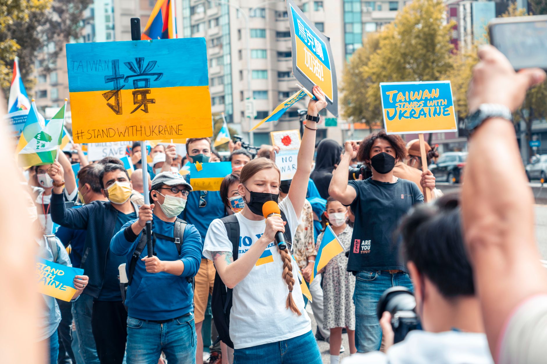 Kamala Harris analizează o posibilă candidatură la președinția SUA în 2028, în ciuda rezistenței din cercul apropiat