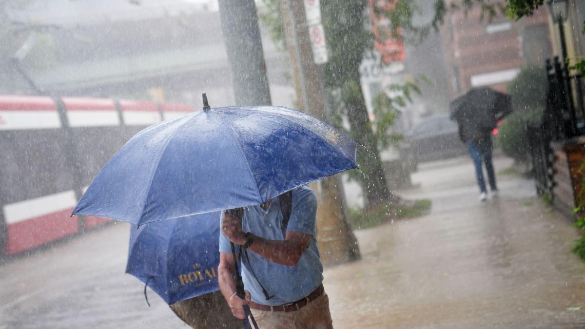 Bucureștiul intră sub Cod galben de ploi și temperaturi scăzute începând de luni dimineață