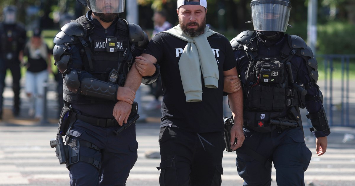 Bilanț după protestul fermierilor din Piața Victoriei: 6 persoane reținute și zeci de sancțiuni aplicate