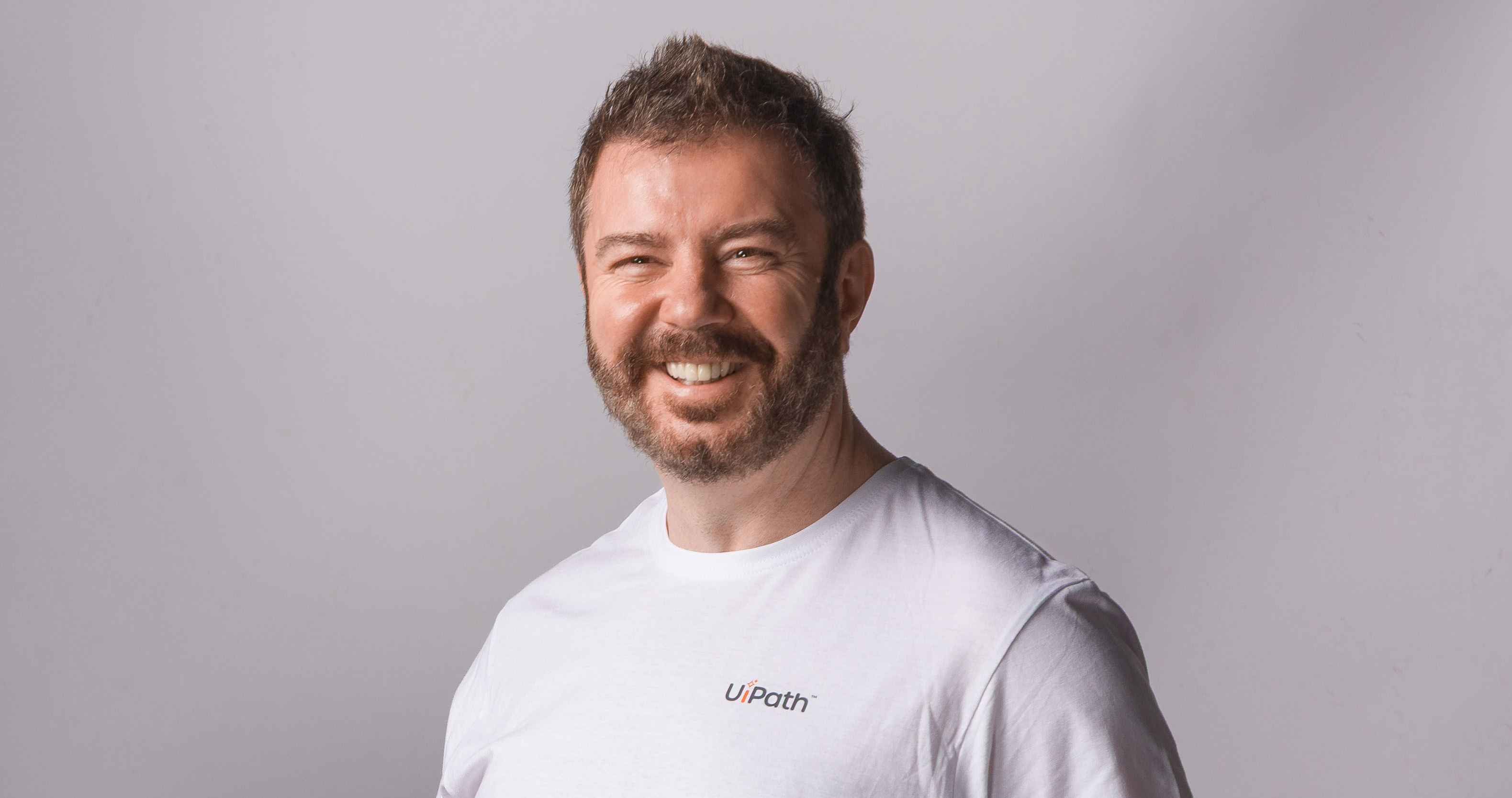 Daniel Dines investește într-un startup de tehnologie care gestionează surplusul de energie pentru prosumatori