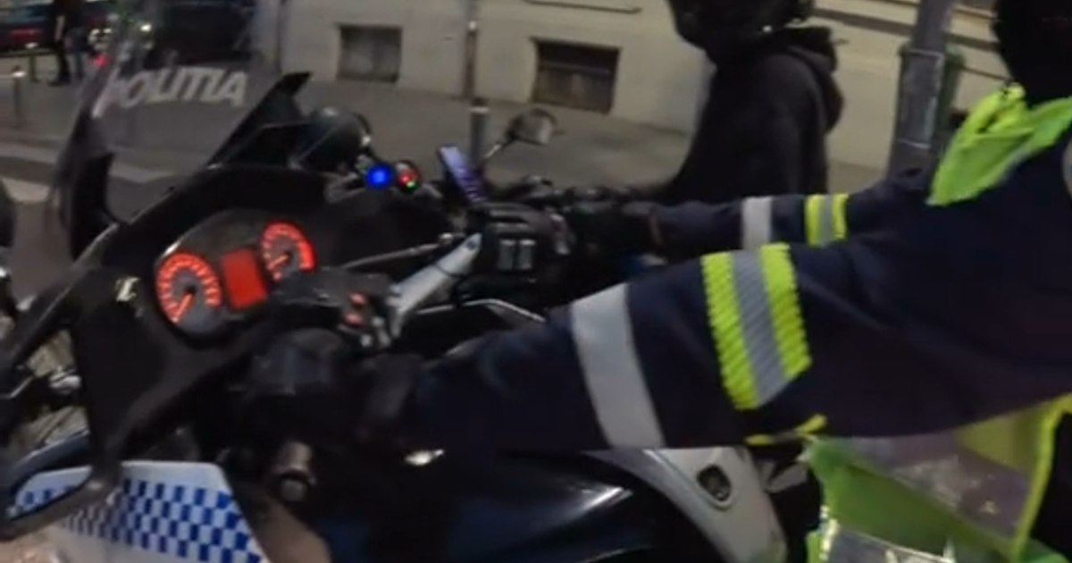 Mod controversat de oprire în trafic de către un polițist pe motocicletă: un motociclist a fost în pericol